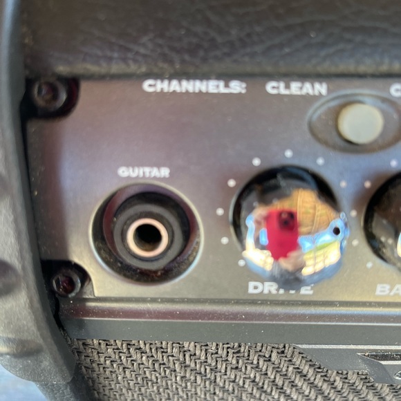 LINE 6 AMP, SPIDER CUSTOM DESIGN 15 watts, 8” speakers - Picture 2 of 12